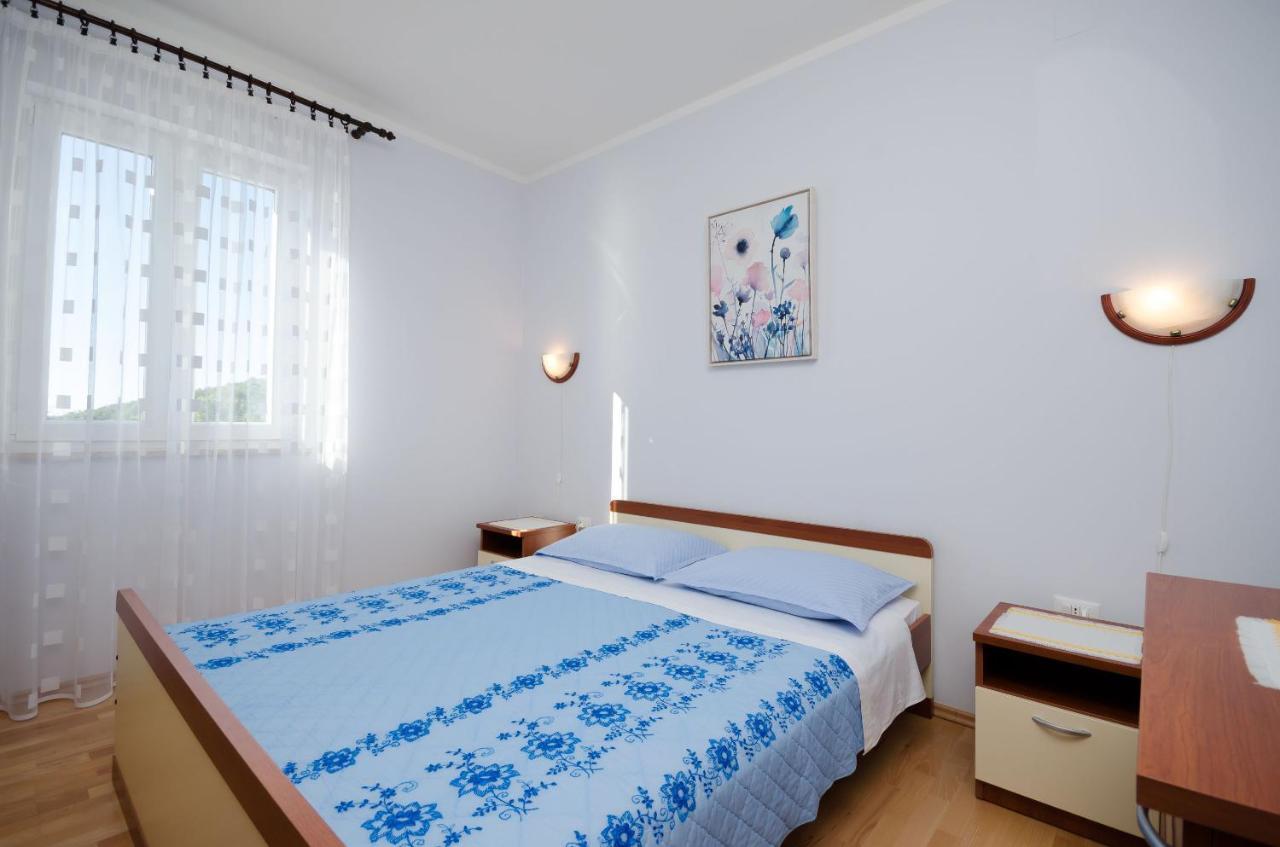 Mošćenička Draga Apartments Erika מראה חיצוני תמונה